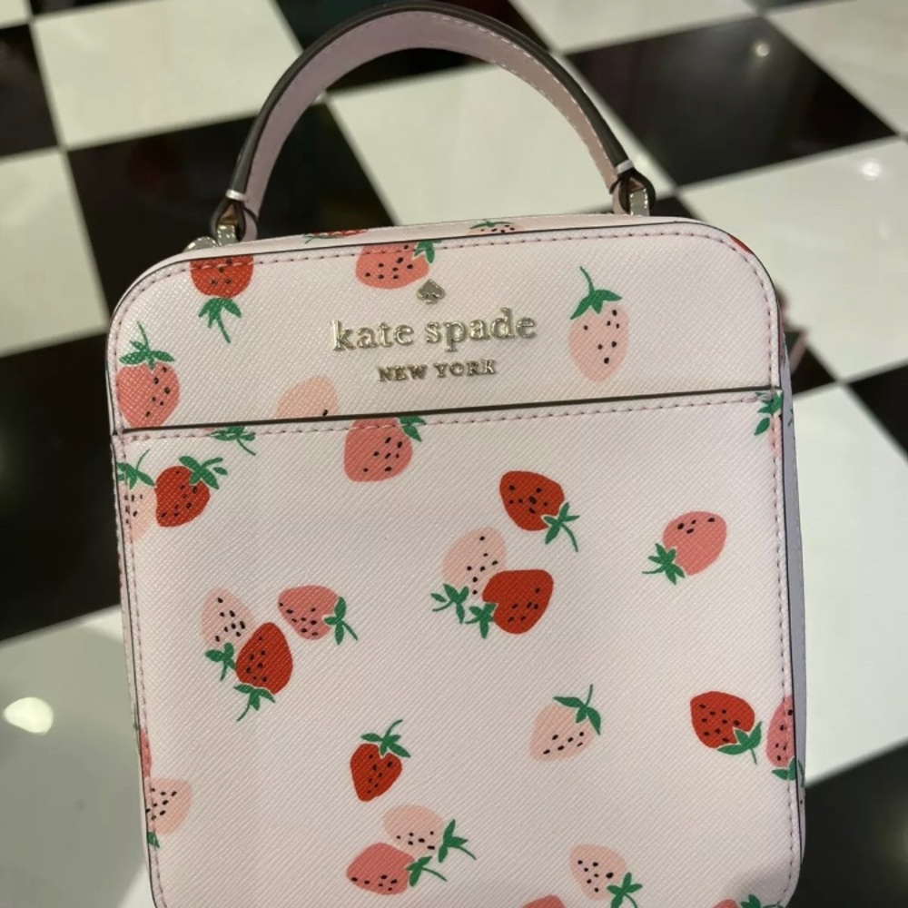 Strawberry Vanity bag Kate spade